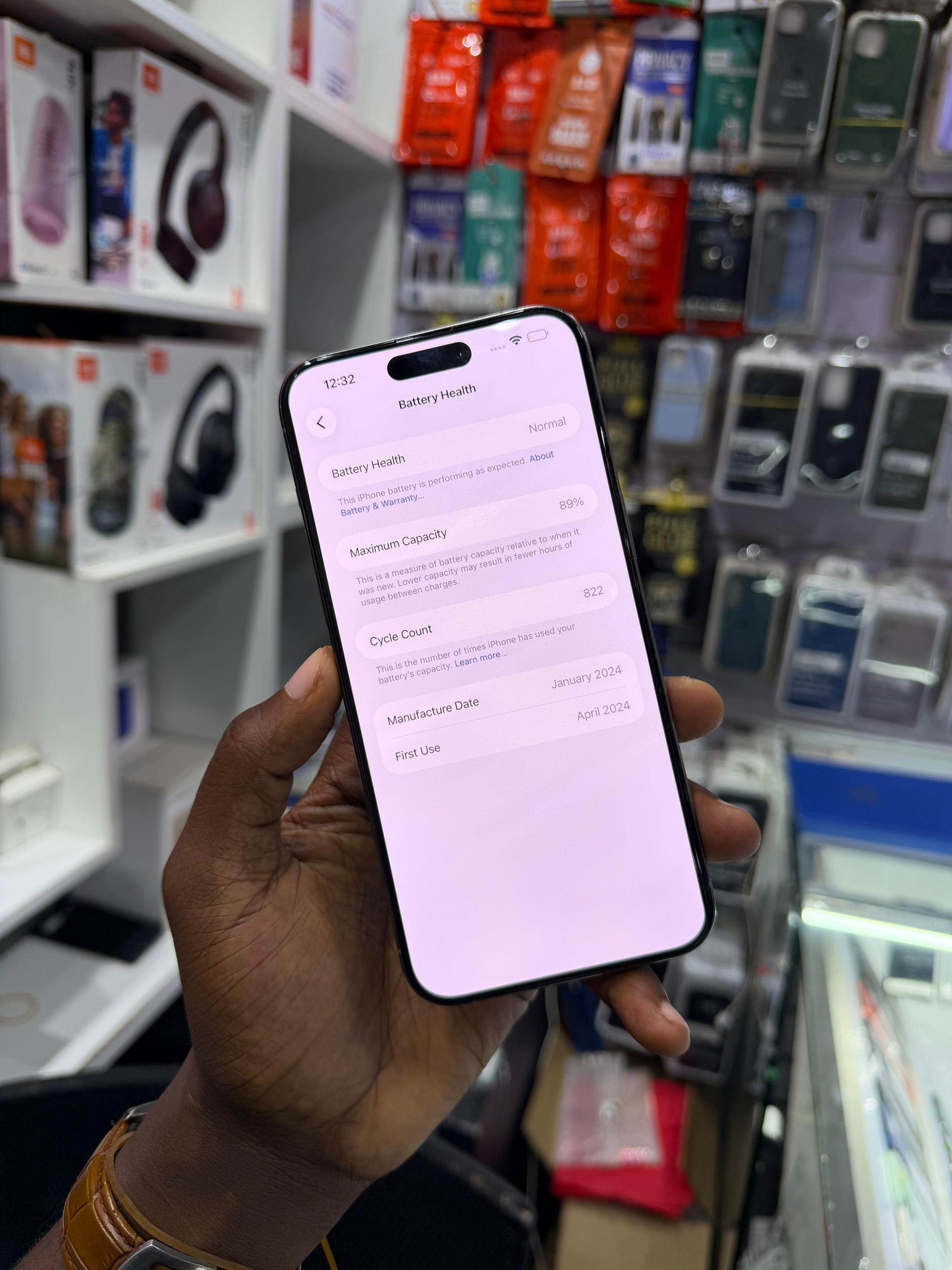 iPhone 15 Pro Max 256GB Small Shade Model Zd/A Cycle C 822