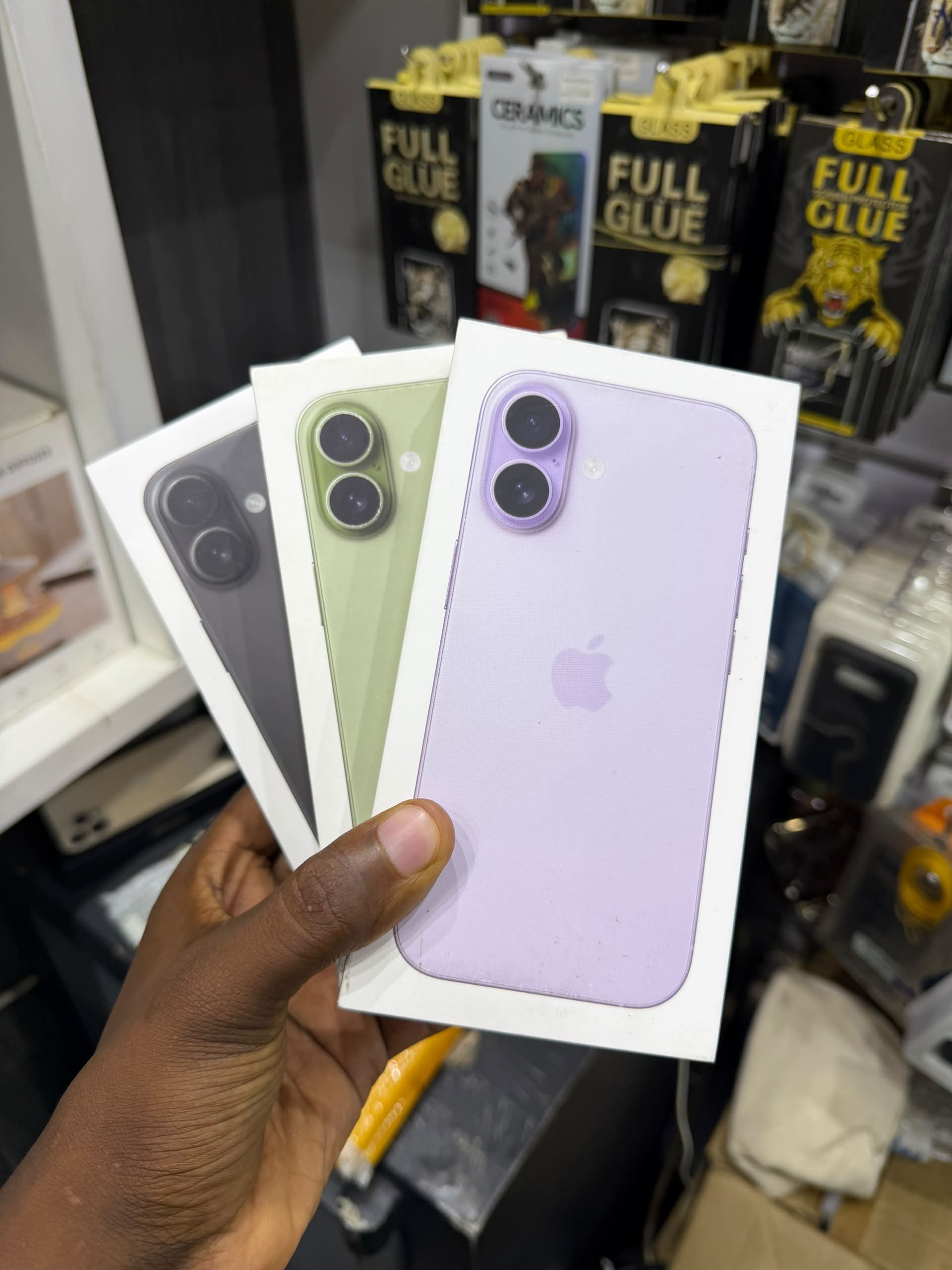 iPhone 17 256GB Act With Apple Warranty