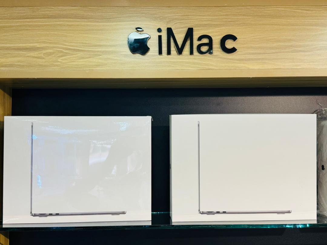 Apple M4 Chip With 10 Core Cpu And 10 Core Gpu 16GB 1TB SSD