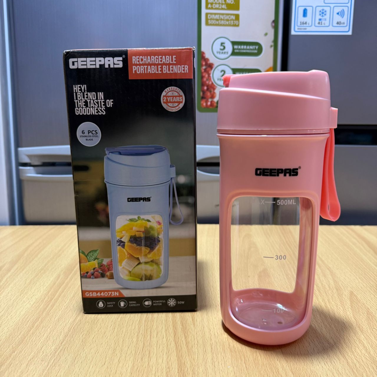 Geepas Rechargeable Portable Blender