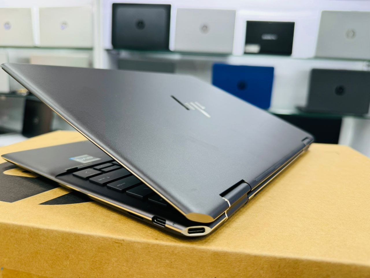 HP Specter 14 Ef2013Dx Intel Ci7 13Th Gen 1355U Processor 16GB Ram 1TB SSD Nvme