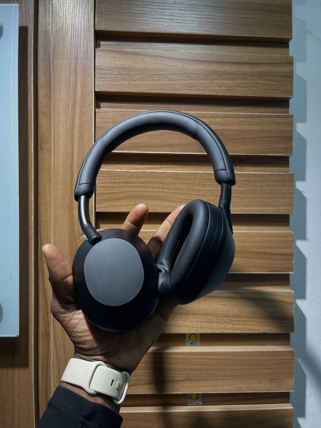 Sony WH-1000XM5 Noise Cancelling Headphones (No Case)
